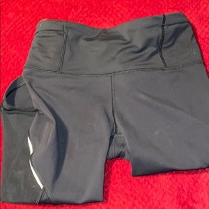 Lululemon Mesh Capri
